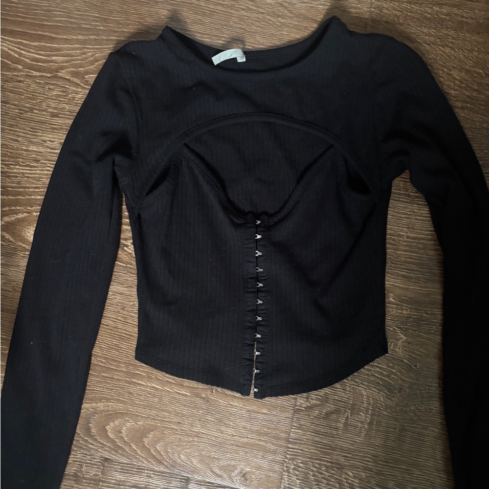 Long sleeve cropped shirt